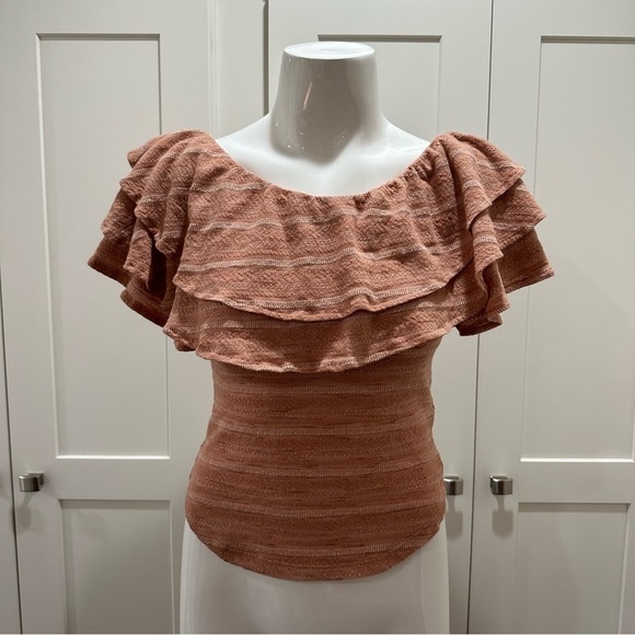 Free People Heirloom Top in Doe Combo Size Medium - Picture 2 of 6